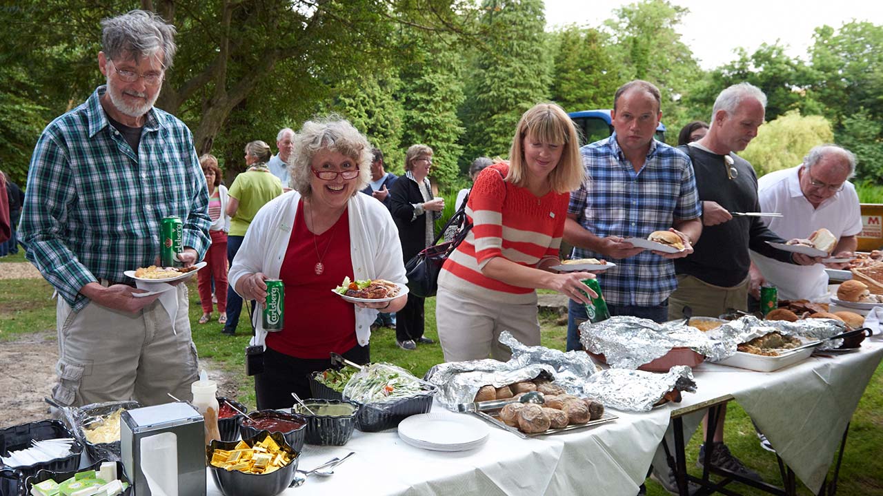 Outdoor Buffet