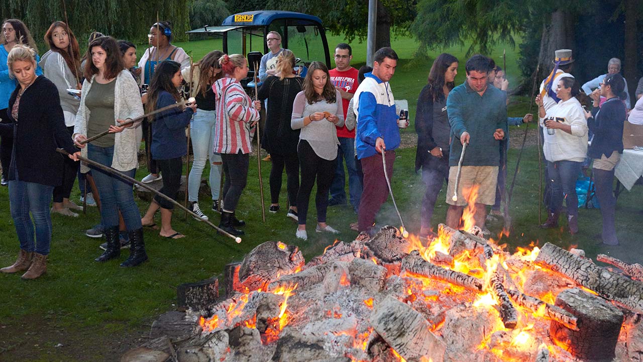 Toasting Marshmellows